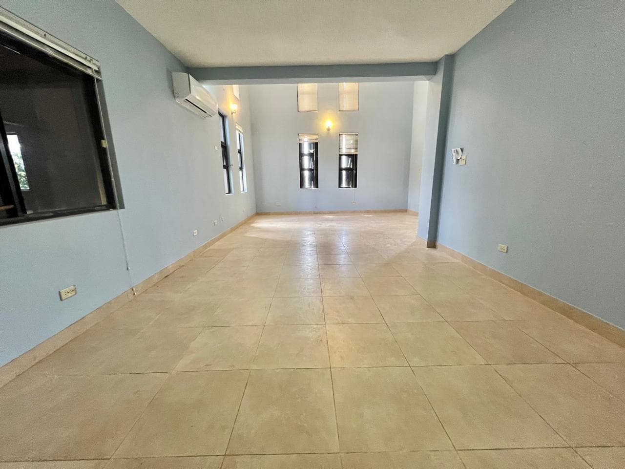 living area 3