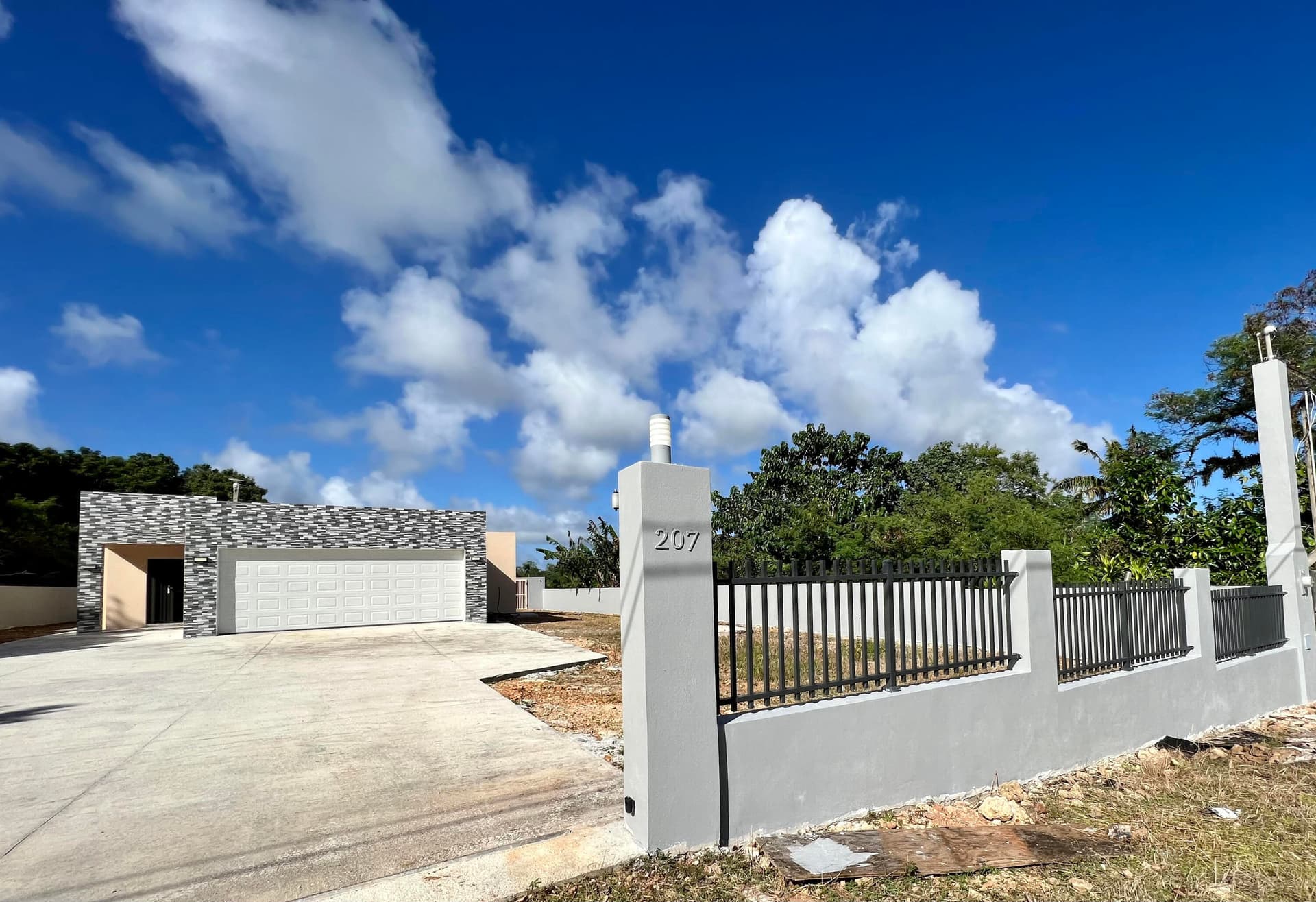 gate