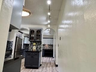 Kitchen Walkway