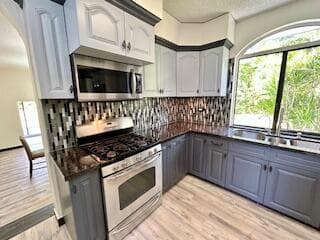 Kitchen 4