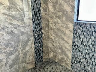 Master Bath 9