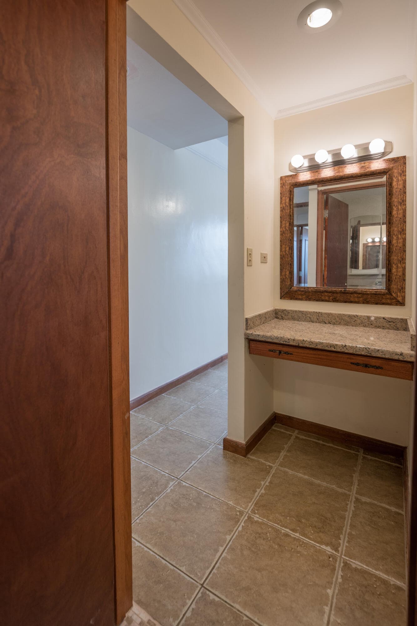 Guest Suite_Bath