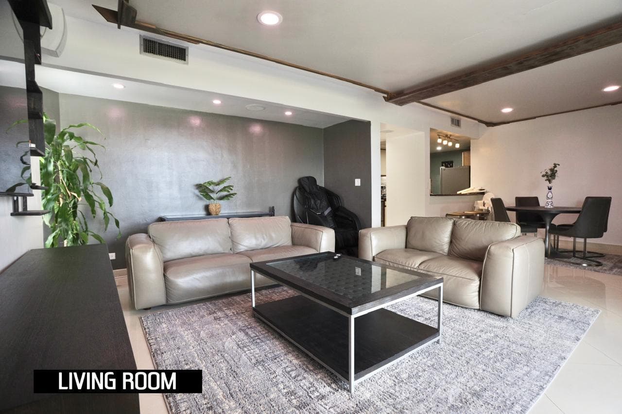 A22 Chichirica Livingroom2